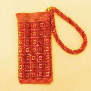 Футляры для телефонов бисер